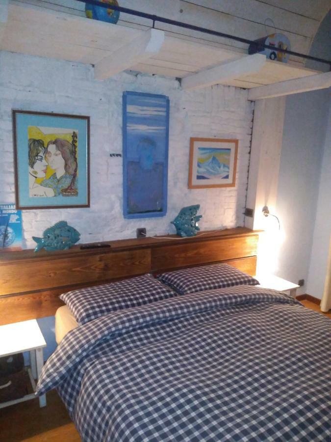 B&B Sottocoperta Biella Bagian luar foto